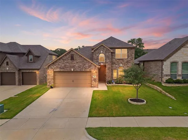 $435,000 | 320 Hudson Court, Kennedale, TX 76060