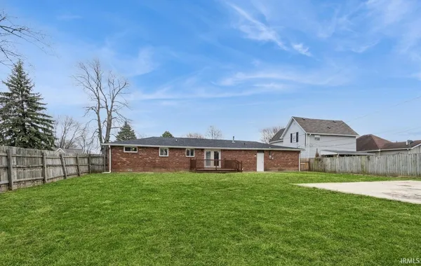 $159,900 | 828 North 13th Street, Elwood, IN 46036