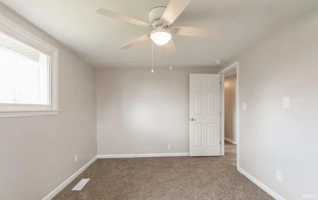 $159,900 | 828 North 13th Street, Elwood, IN 46036