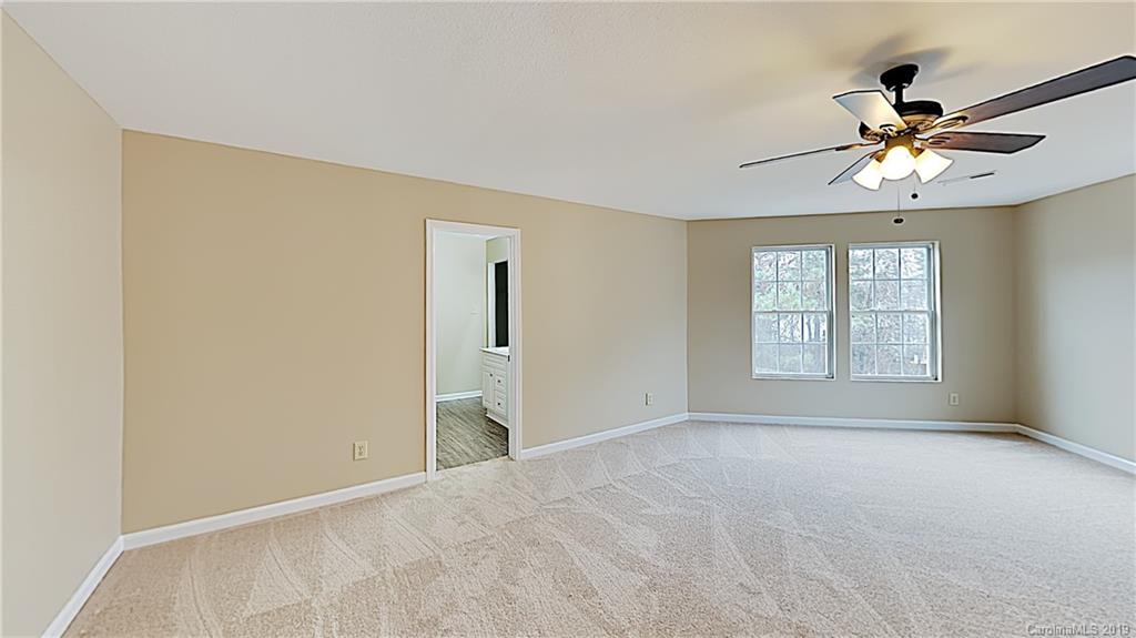 6716 Ridge Lane Road Charlotte, NC 28262 - Photo 5 of 16 Gallery Image 5