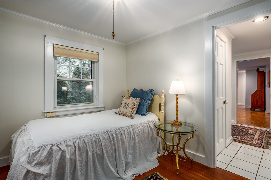 2 Cherry Lane Bristol, RI 02809 - Photo 18 of 43 Sm. 1st Fl BR or Office