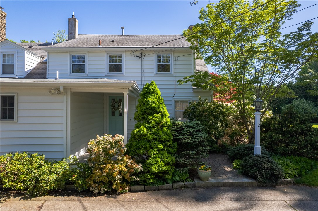 2 Cherry Lane Bristol, RI 02809 - Photo 3 of 43