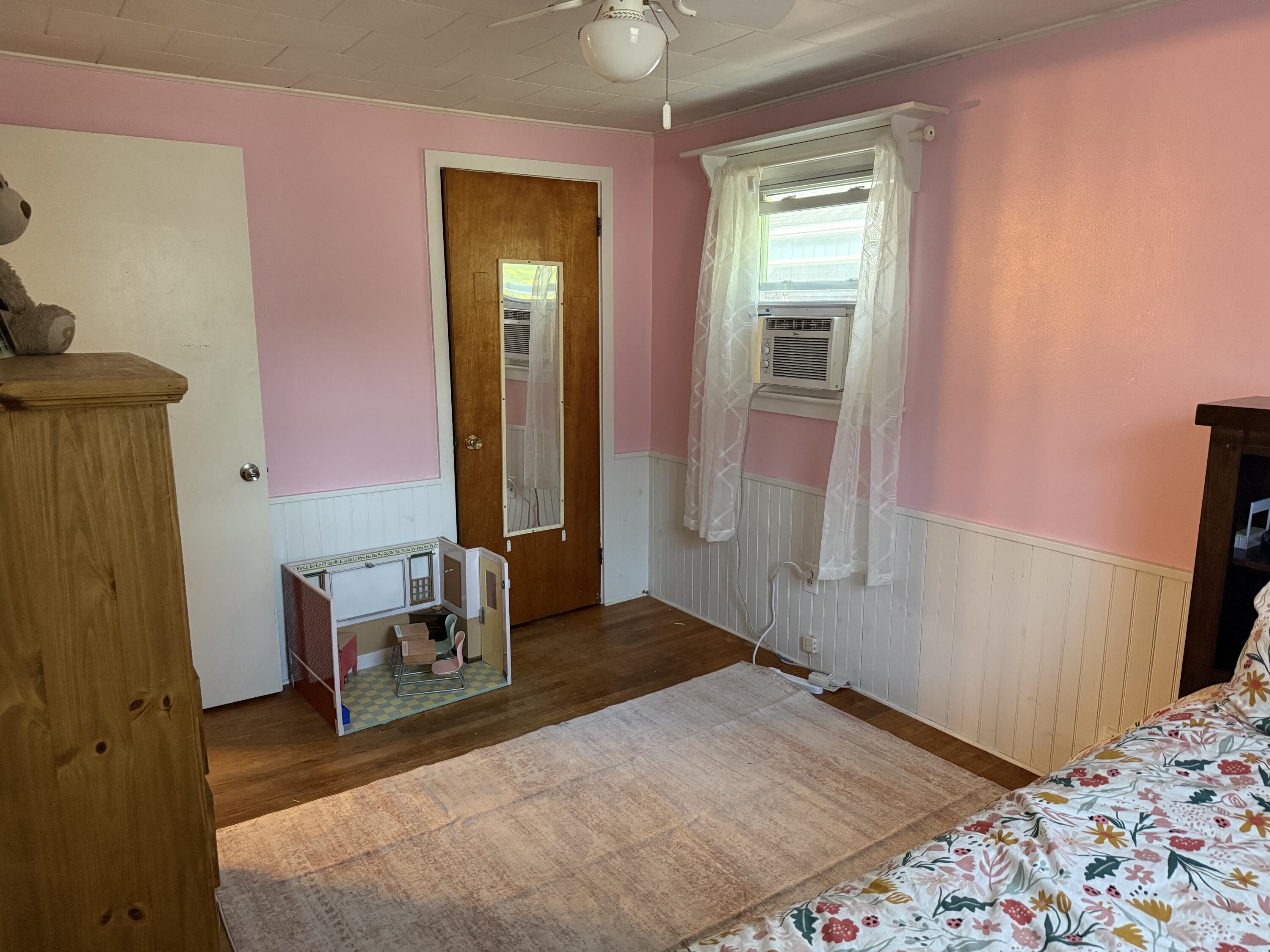 4 Pinkham Street Lincoln, ME 04457 - Photo 13 of 28 IMG_5197