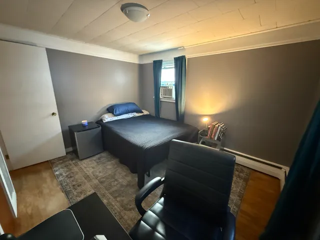 $189,000 | 4 Pinkham Street, Lincoln, ME 04457