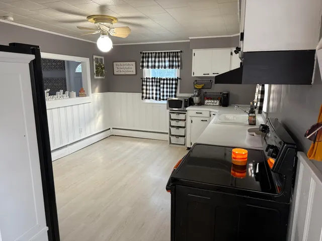 $189,000 | 4 Pinkham Street, Lincoln, ME 04457