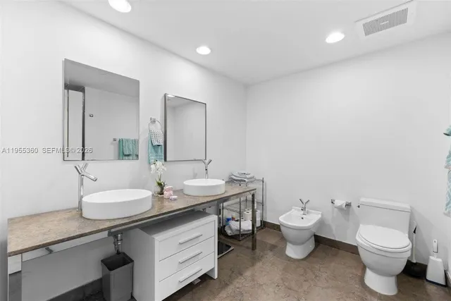 $3,350 | 495 Brickell Avenue, Unit 2206, Miami, FL 33131