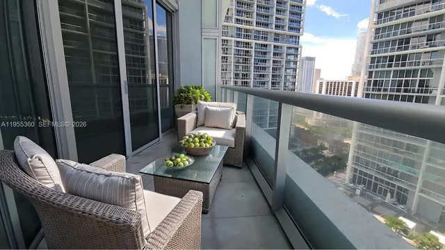$3,350 | 495 Brickell Avenue, Unit 2206, Miami, FL 33131
