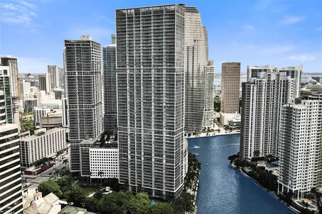 $3,350 | 495 Brickell Avenue, Unit 2206, Miami, FL 33131