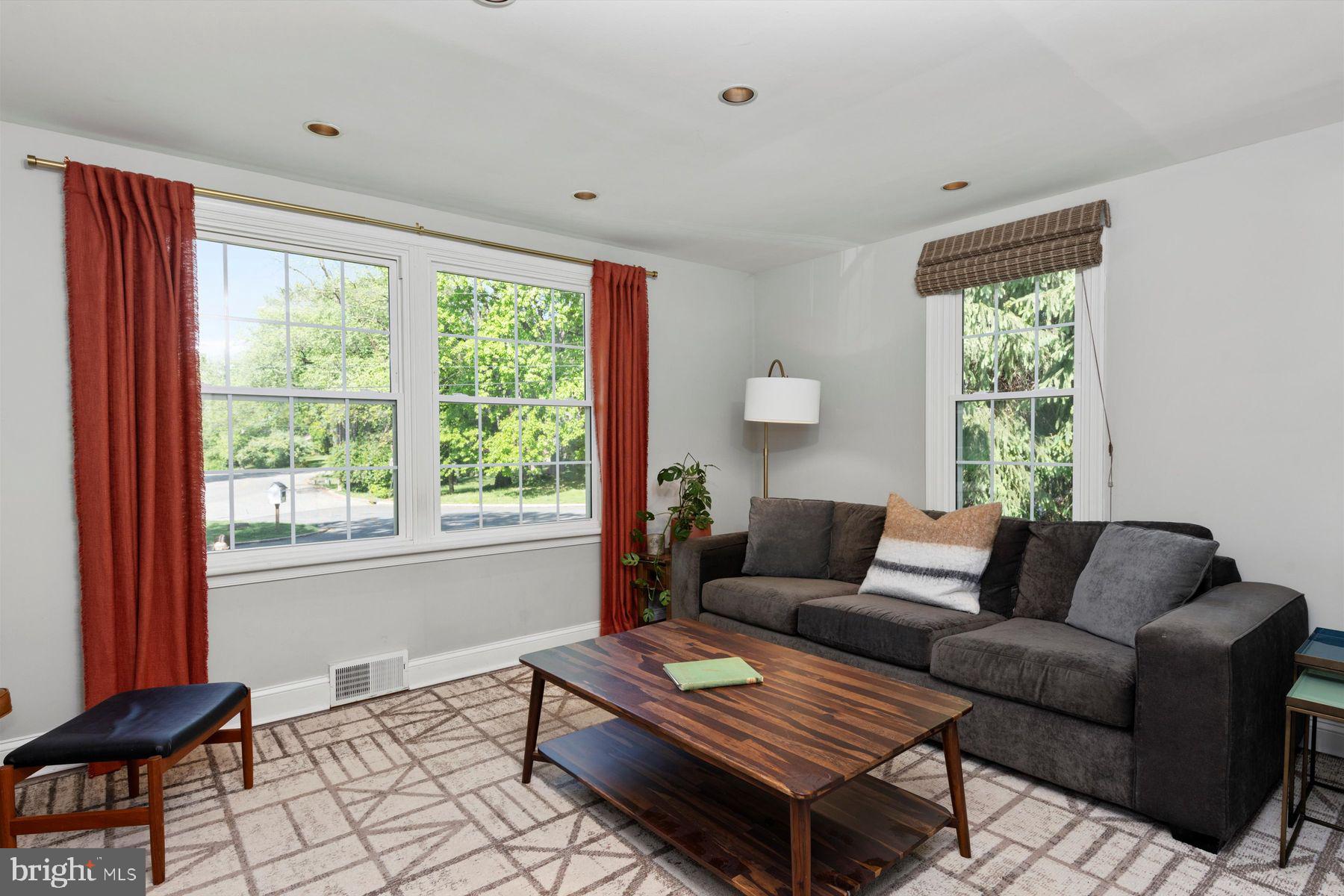 543 Beaver Road Glenside, PA 19038 - Photo 14 of 22 Gallery Image 14