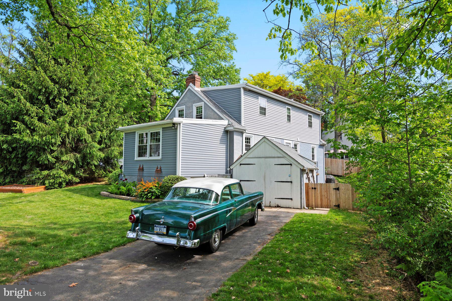 543 Beaver Road Glenside, PA 19038 - Photo 3 of 22 Gallery Image 3