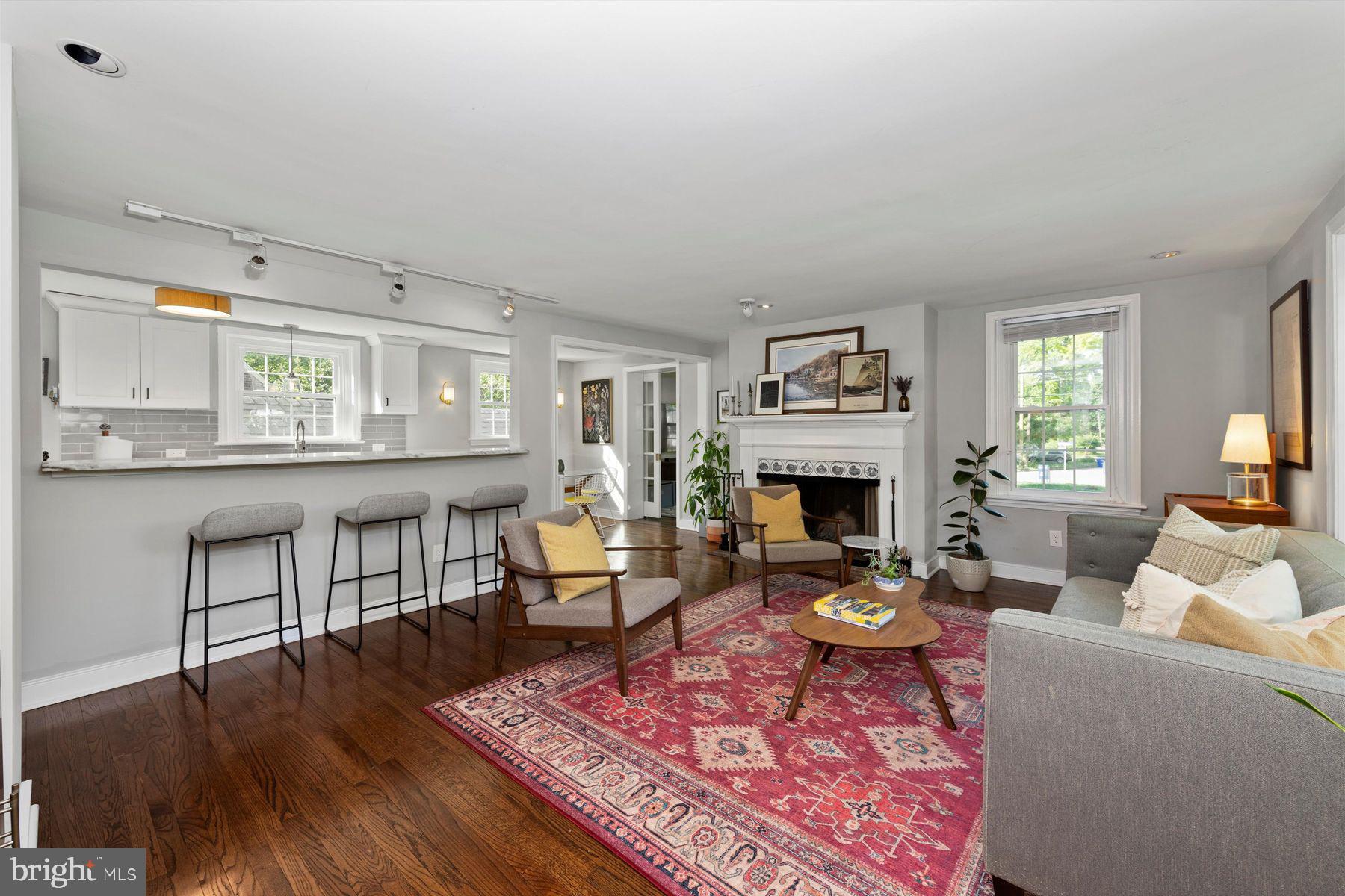 543 Beaver Road Glenside, PA 19038 - Photo 6 of 22 Gallery Image 6