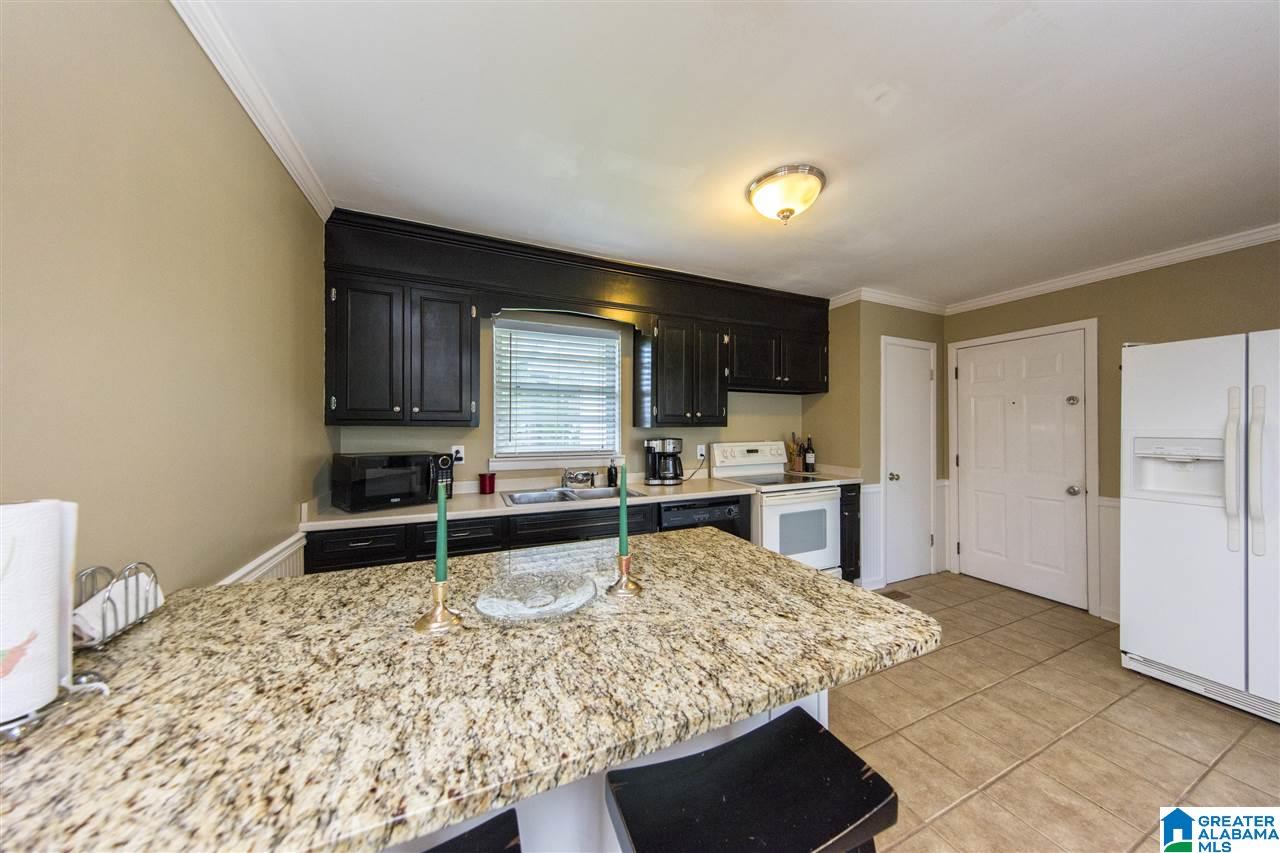 120 8th Place Pleasant Grove, AL 35127 - Photo 7 of 27