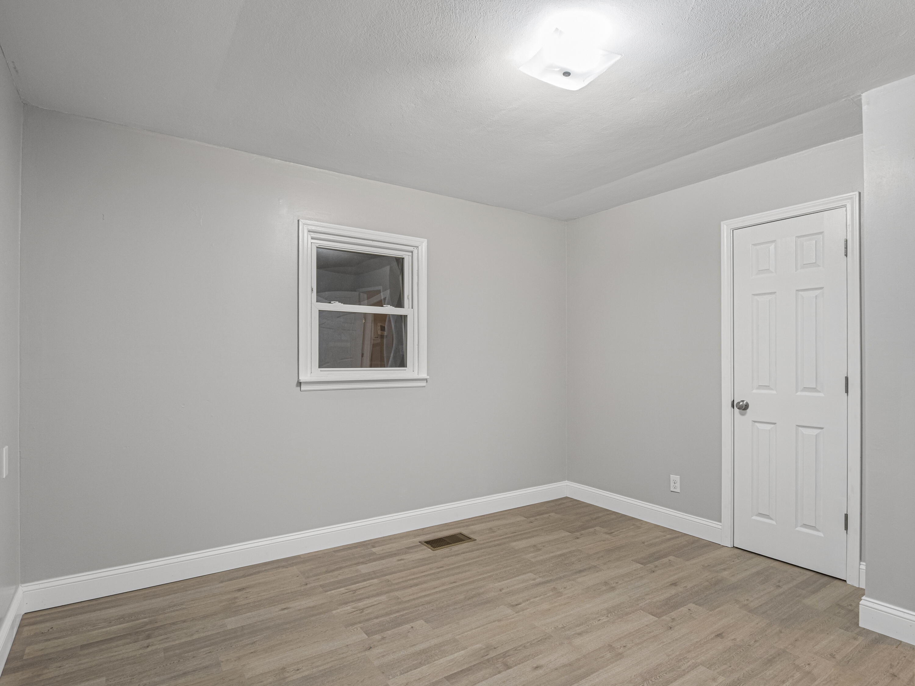 1309 John Ross Road Chattanooga, TN 37412 - Photo 20 of 26 1309 John Ross pic (19)