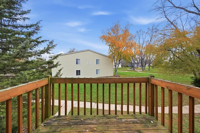 $145,000 | 2300 Light Road, Unit 209, Oswego, IL 60543