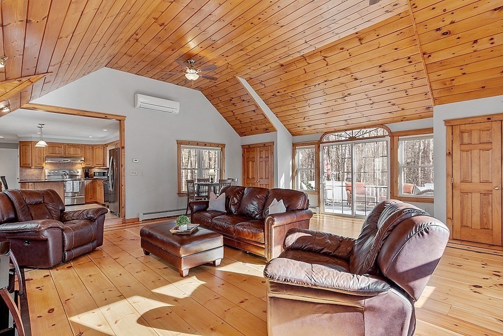 68 Wildwood Road Lunenburg, MA 01462 - Photo 9 of 28 Gallery Image 9