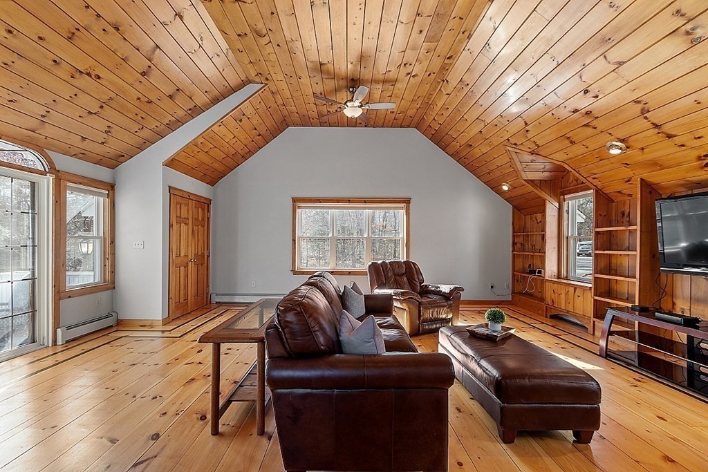 68 Wildwood Road Lunenburg, MA 01462 - Photo 10 of 28 Gallery Image 10