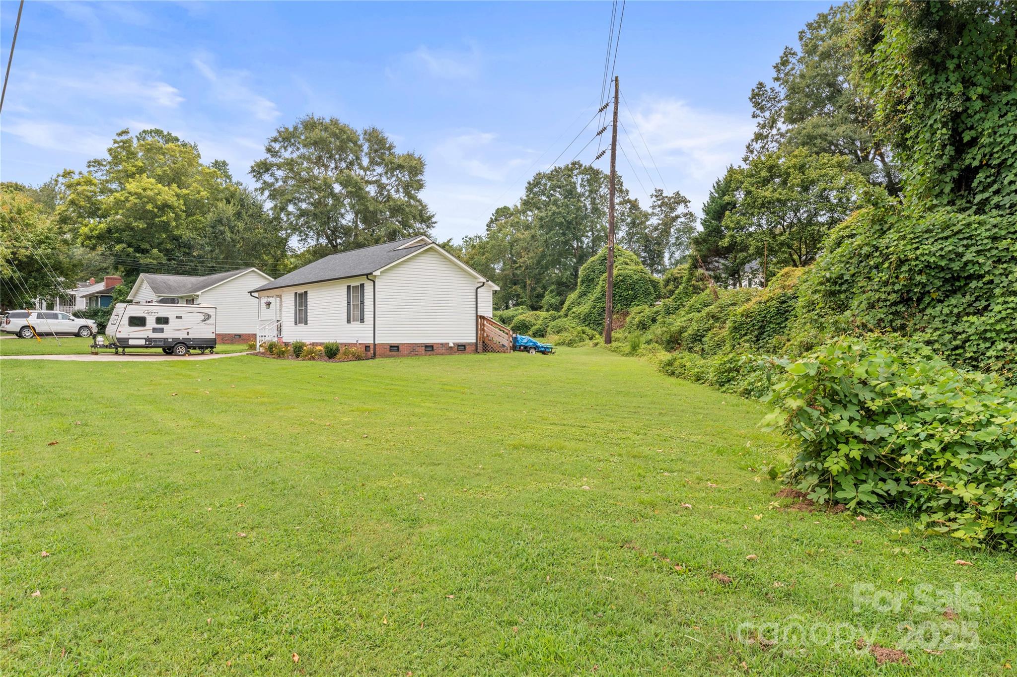 707 Battleground Road Lincolnton, NC 28092 - Photo 3 of 30 Gallery Image 3