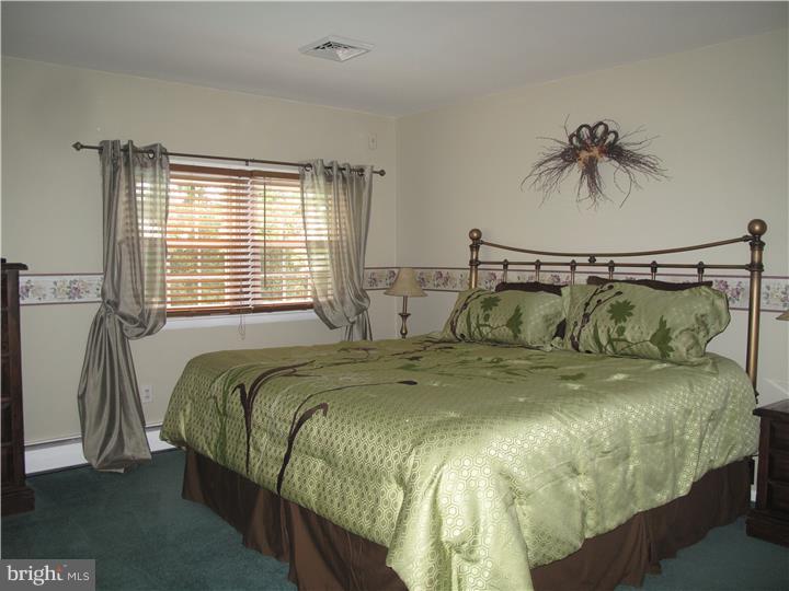 95 Clayton Road Horsham, PA 19040 - Photo 20 of 24 Gallery Image 20