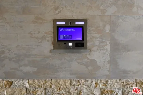 $869,000 | 118 South Kenwood Street, Unit 305, Glendale, CA 91205