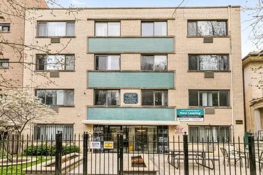 $1,350 | 6012 North Kenmore Avenue, Unit 2D, Chicago, IL 60660