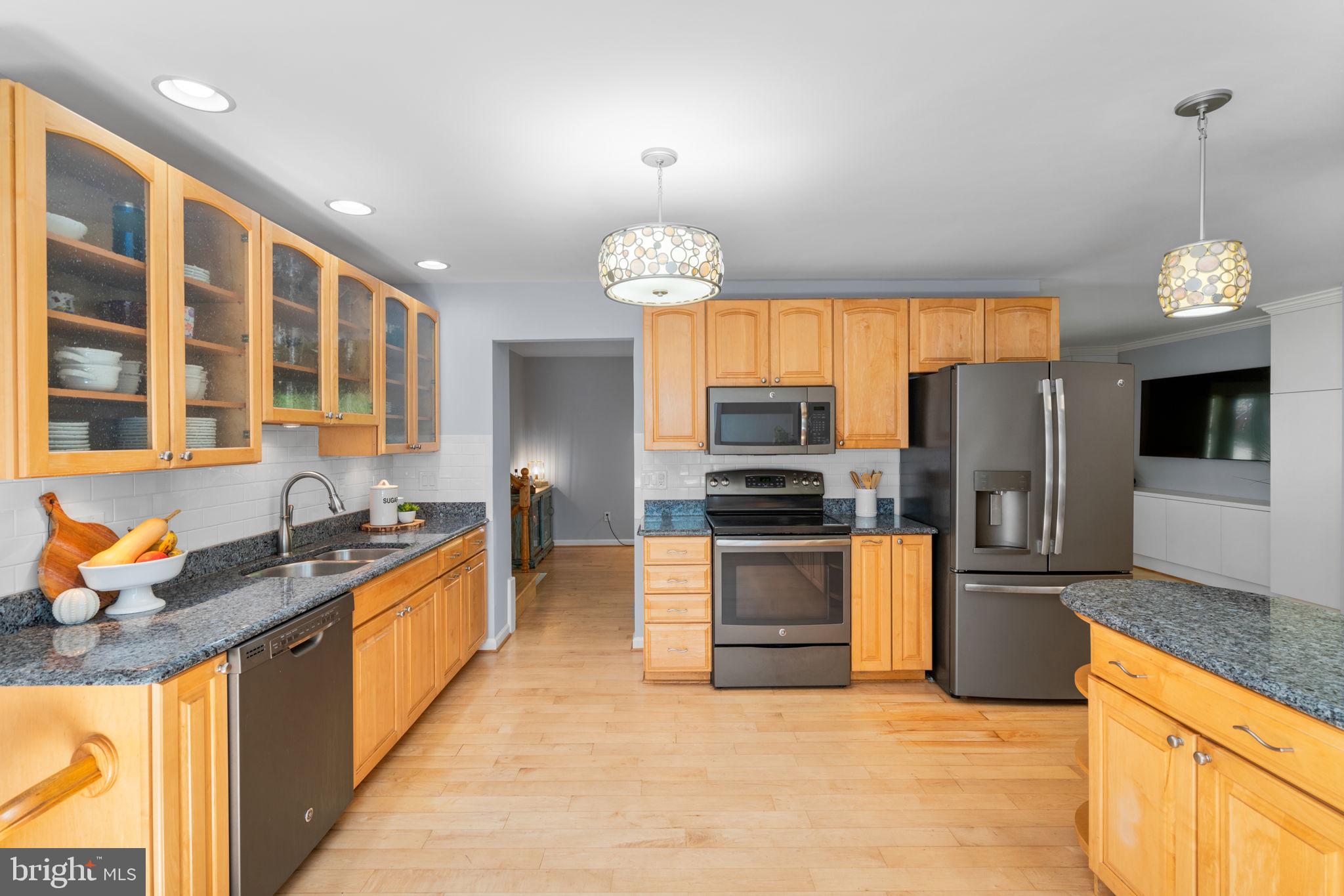 2909 Timber Ridge Drive Mount Airy, MD 21771 - Photo 16 of 44 Plenty of Cabinetry