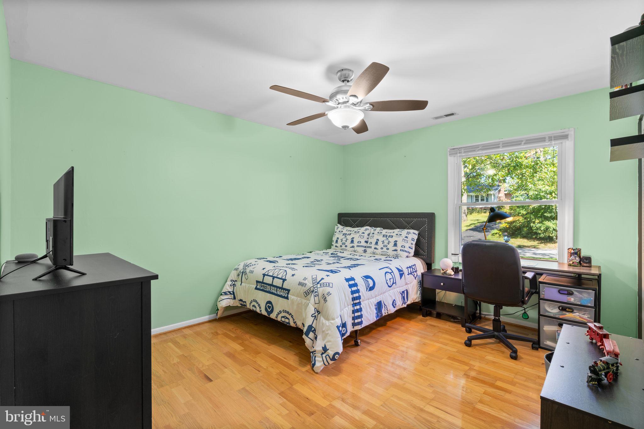2909 Timber Ridge Drive Mount Airy, MD 21771 - Photo 29 of 44 Upper Level Bedroom #3