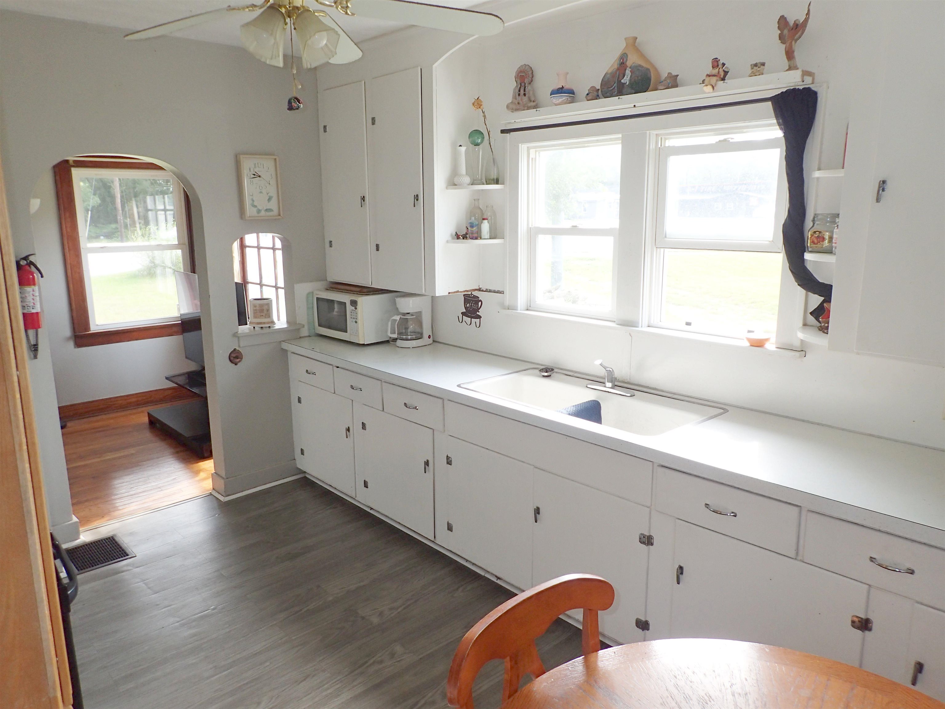3546 Old Kawkawlin Road Bay City, MI 48706 - Photo 2 of 26 Gallery Image 2