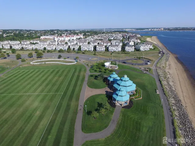 $4,750 | 2 Spinnaker Drive, South Amboy, NJ 08879