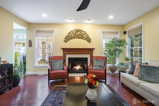 $4,750 | 2 Spinnaker Drive, South Amboy, NJ 08879