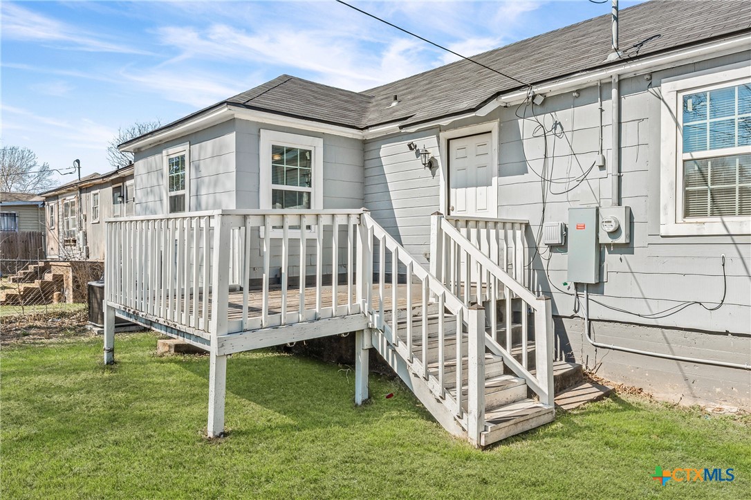 2716 McKenzie Avenue Waco, TX 76708 - Photo 28 of 31 deck