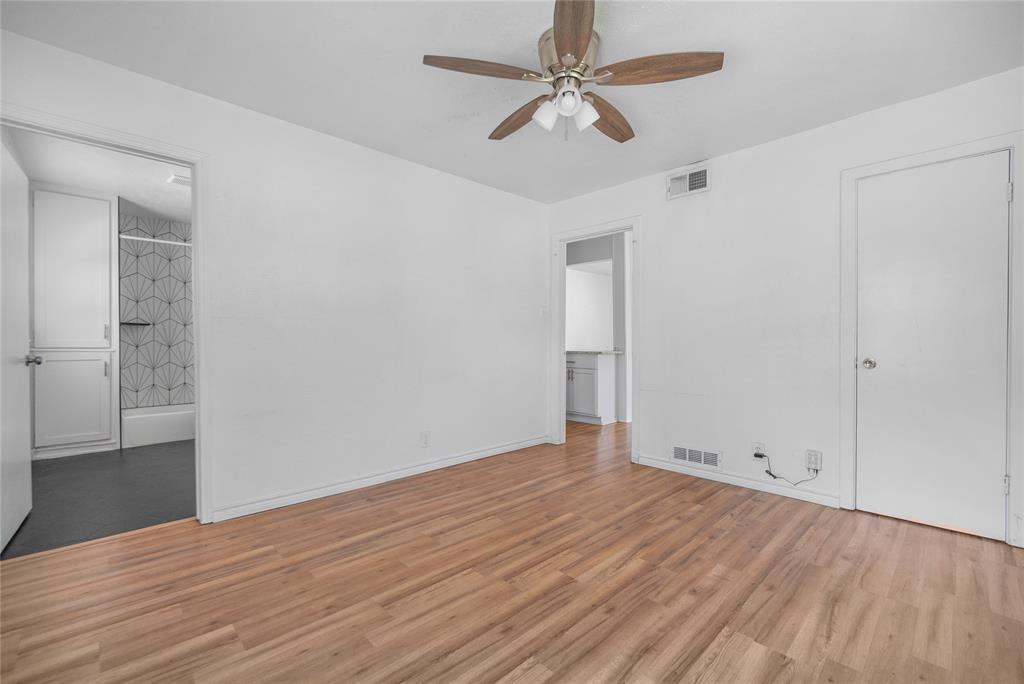 4723 Victor Street, Unit B Dallas, TX 75246 - Photo 6 of 12