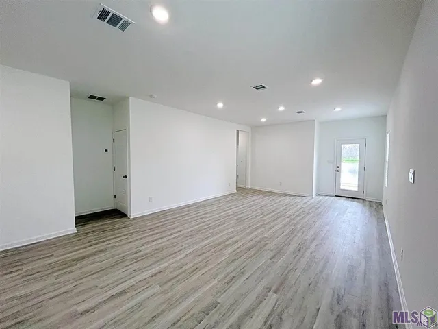 $3,000 | 1237 Drago Drive, Baton Rouge, LA 70820