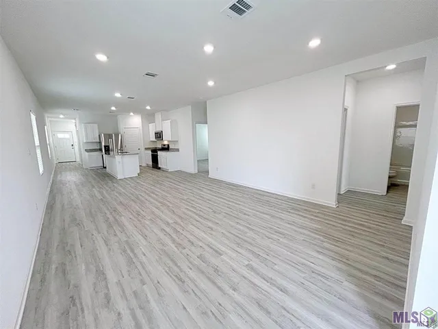 $3,000 | 1237 Drago Drive, Baton Rouge, LA 70820