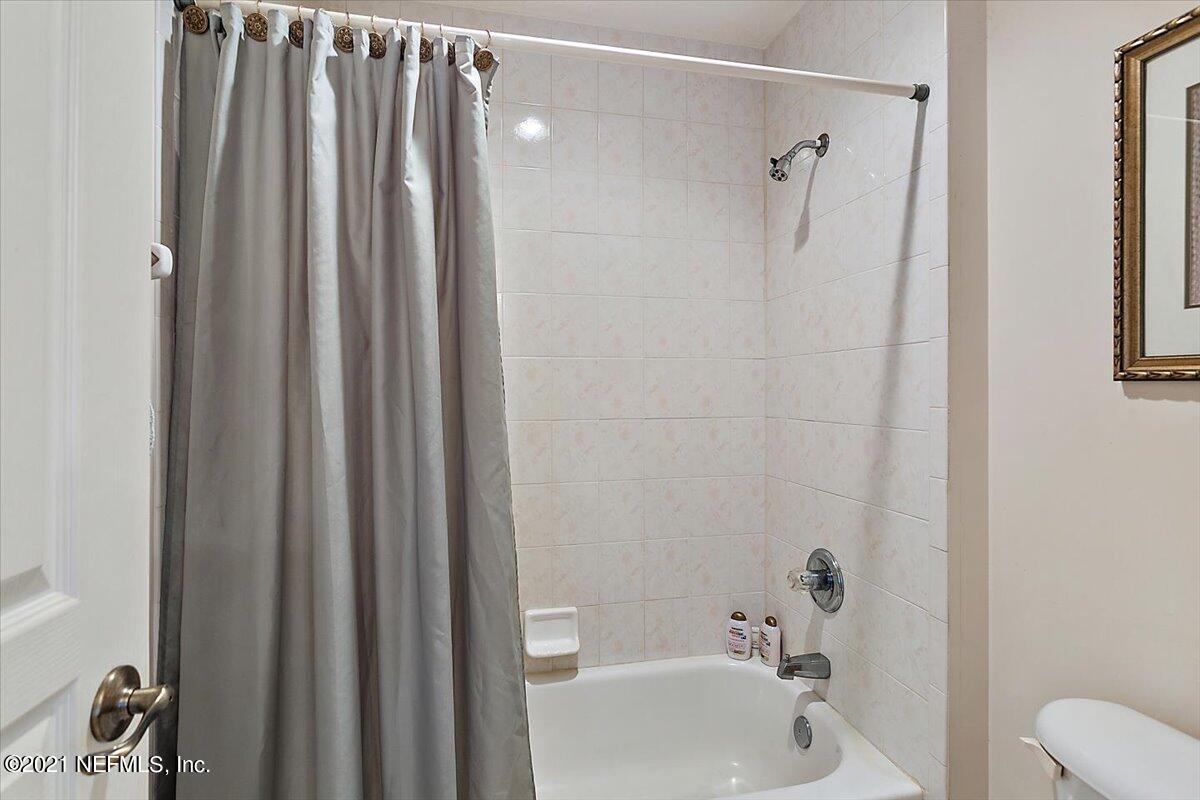 326 South Ocean Trace Road St. Augustine, FL 32080 - Photo 16 of 23 16-Bathroom