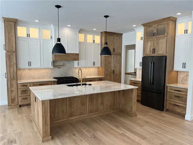 $830,200 | 1202 Lake Point Drive, Webster, NY 14580