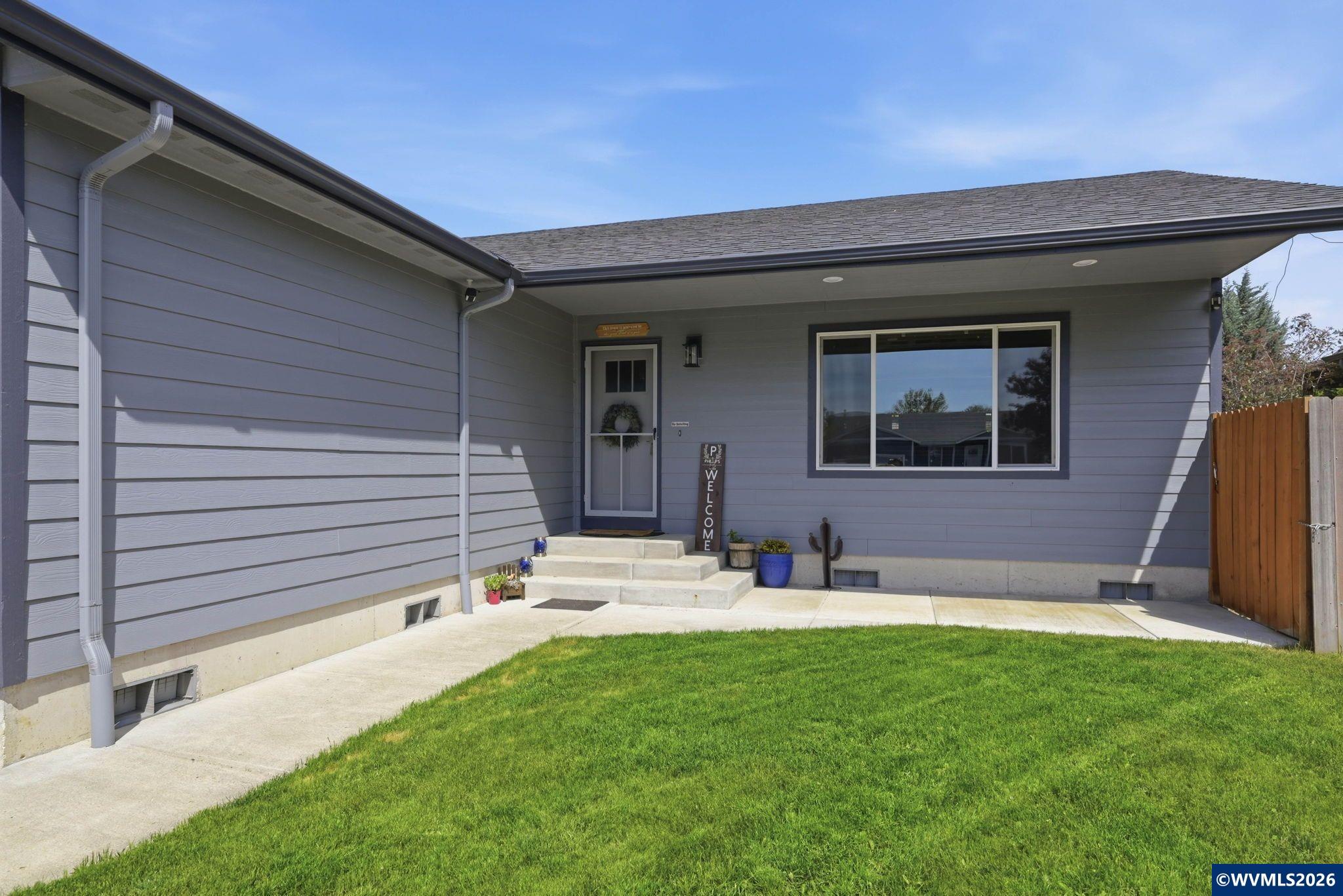 38599 Filbert Street Scio, OR 97374 - Photo 4 of 37