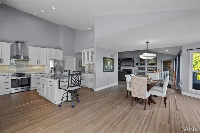 $685,000 | 326 Palisades Ridge Court, Eureka, MO 63025