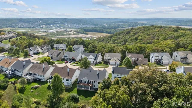 $685,000 | 326 Palisades Ridge Court, Eureka, MO 63025