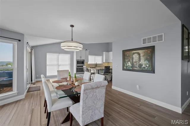 $685,000 | 326 Palisades Ridge Court, Eureka, MO 63025