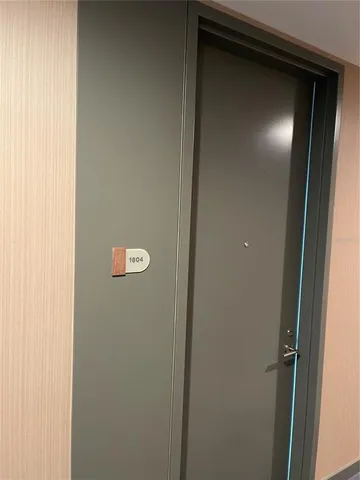 $9,200 | 400 Central Avenue, Unit 1804, St. Petersburg, FL 33701