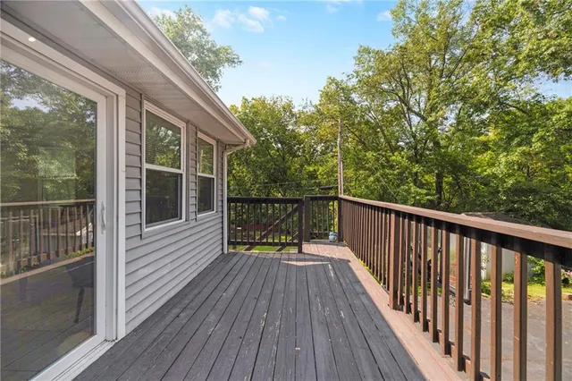 $334,900 | 1000 Southwest Lakeview Boulevard, Lee's Summit, MO 64081