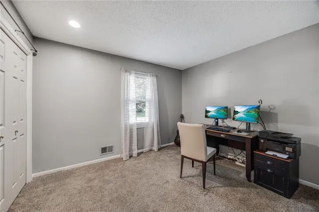 $334,900 | 1000 Southwest Lakeview Boulevard, Lee's Summit, MO 64081