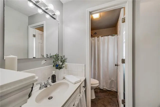 $334,900 | 1000 Southwest Lakeview Boulevard, Lee's Summit, MO 64081