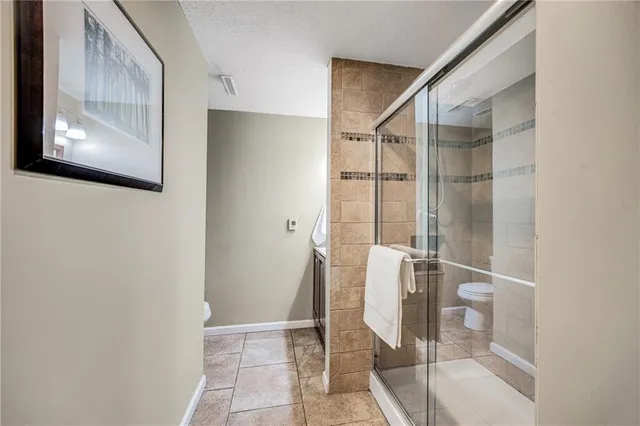 $334,900 | 1000 Southwest Lakeview Boulevard, Lee's Summit, MO 64081