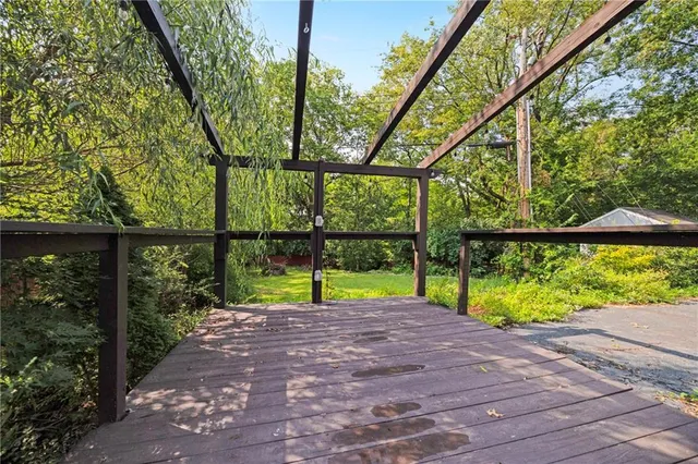 $334,900 | 1000 Southwest Lakeview Boulevard, Lee's Summit, MO 64081