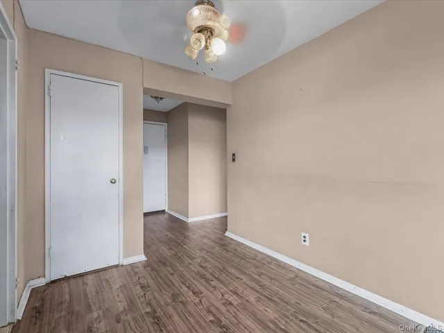 $165,000 | 88-25 155th Avenue, Unit 6M | Lindenwood