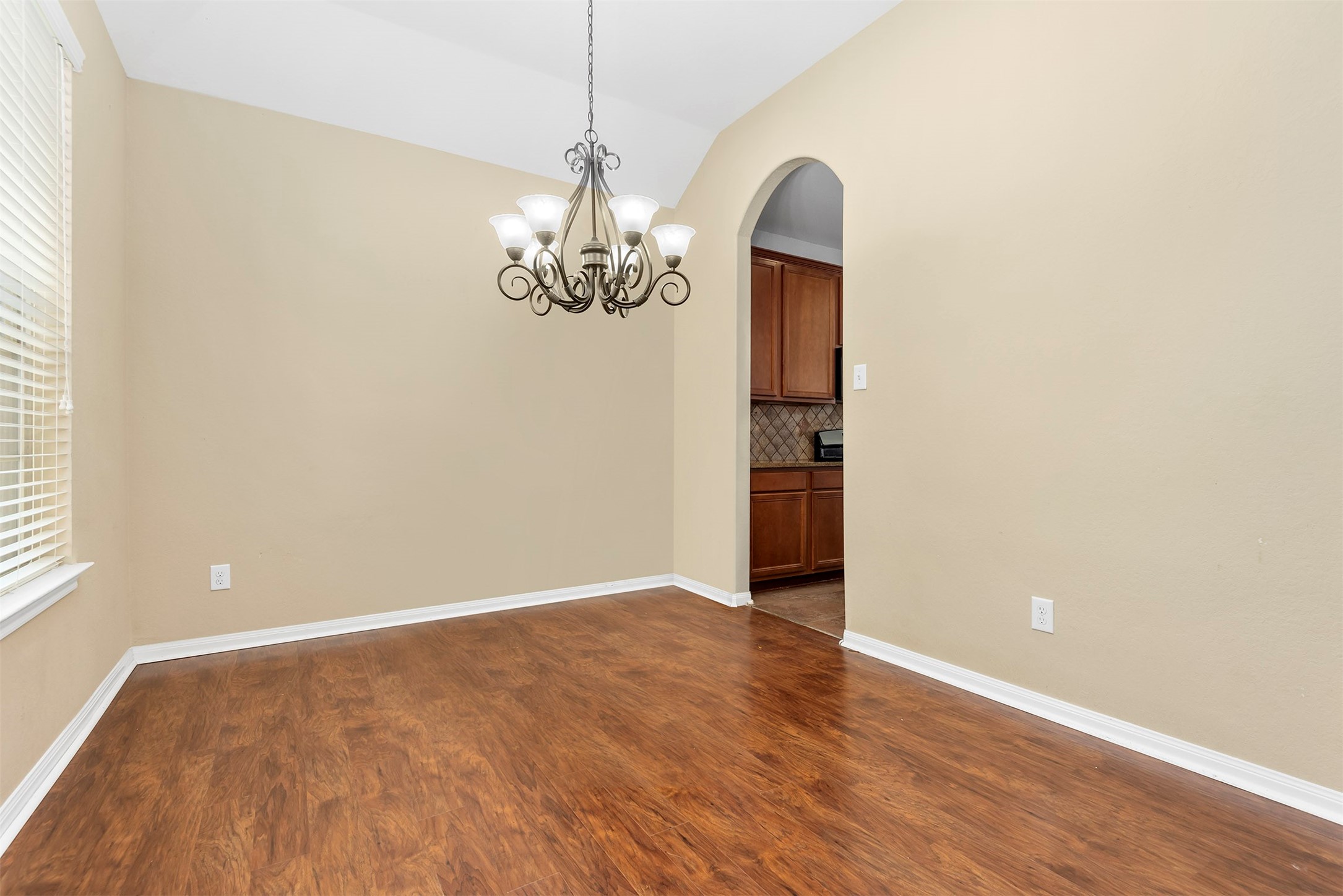 6211 Flagg Ranch Drive Spring, TX 77388 - Photo 9 of 36 Versatile dining/flex space that can easily be adapted to fit your needs, whether as a home office, formal dining, or additional living area. Thoughtful layout offers flexibility for today’s lifestyle. Custom French doors add character and provide a stylish separation while maintaining an open feel.