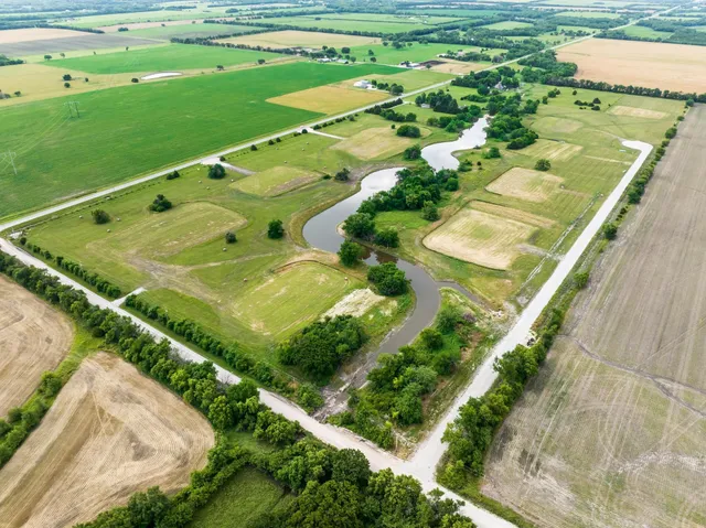 $225,000 | S30 T26 R03e, Benton, KS 67017