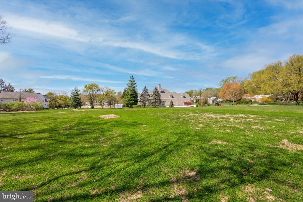 4904 Threadneedle Road Wilmington, DE 19807 - Photo 6 of 34