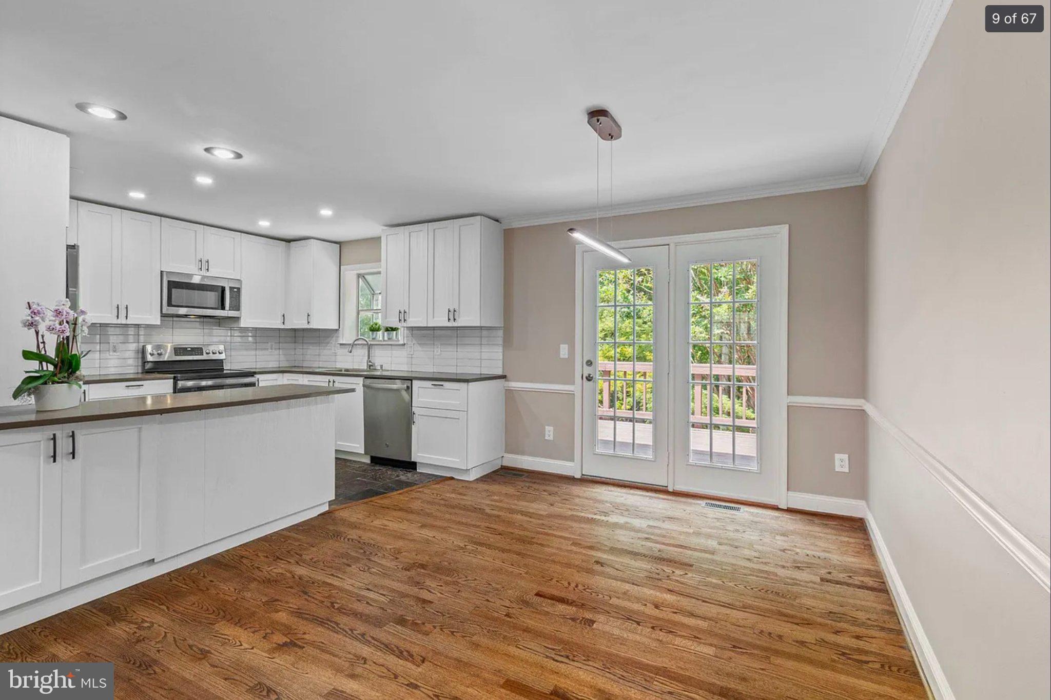 3906 Valley Ridge Drive Fairfax, VA 22033 - Photo 9 of 58 Bright and airy kitchen retreat.